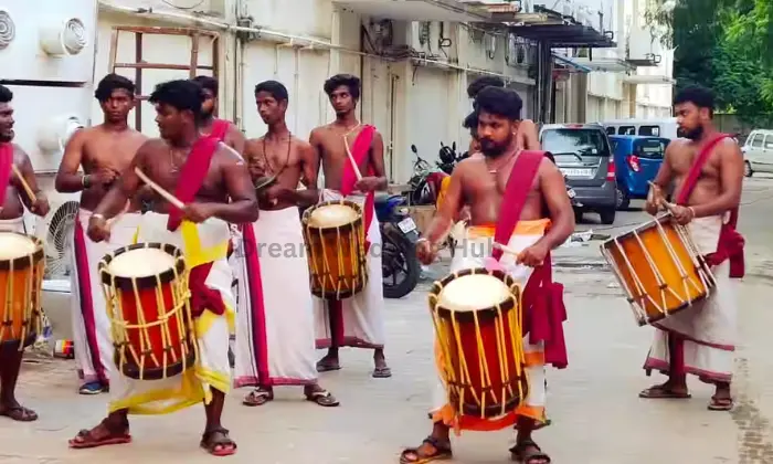 Chelina Chenda Melam